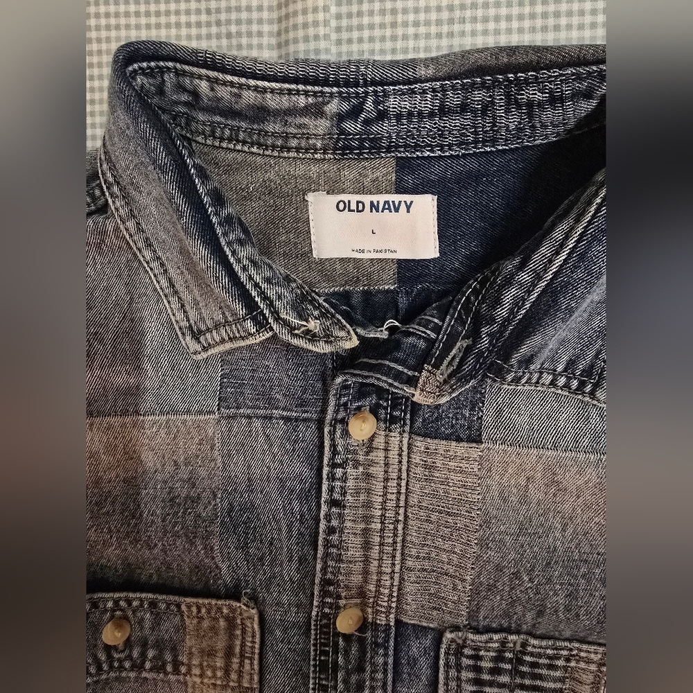 Old Navy Blue And Gray Patchwork Denim Shirt - image 5